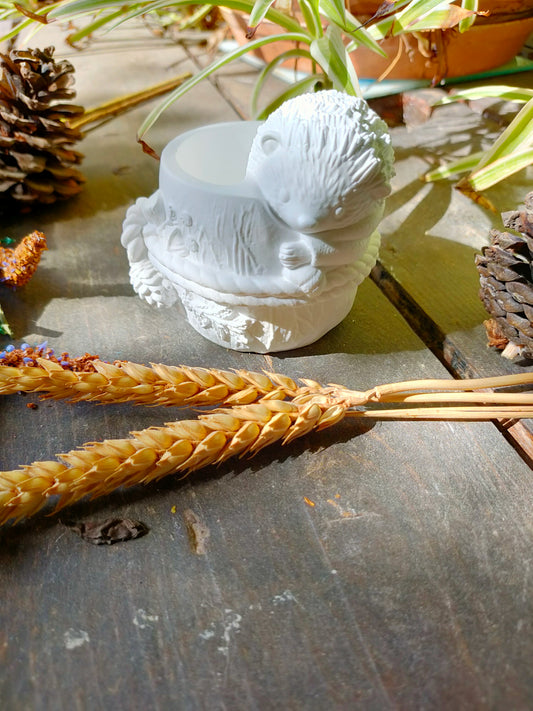 Petit Hérisson décoratif en résine minérale