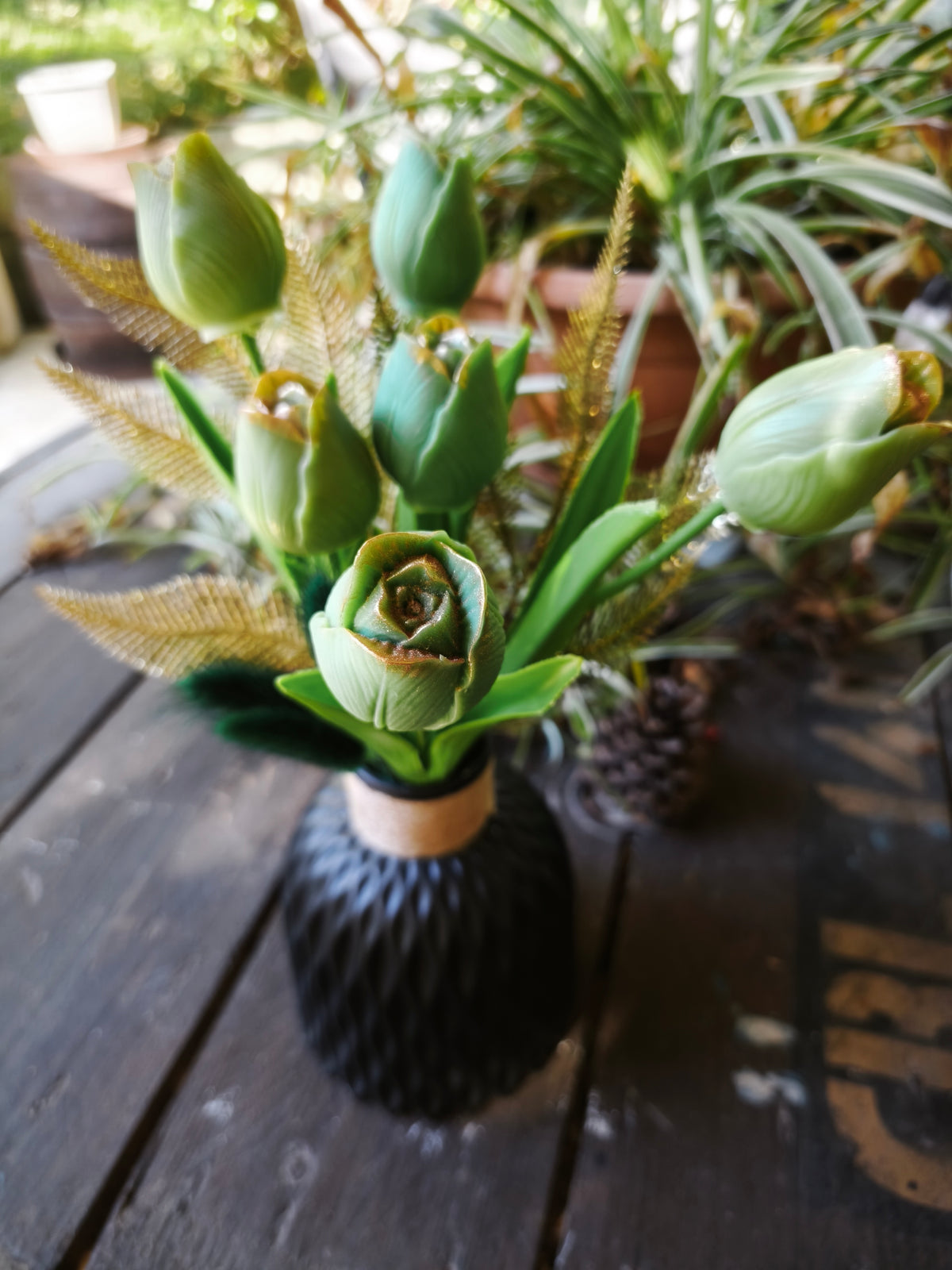 Éclat de Jade – Bouquet de tulipes parfumées au Musc