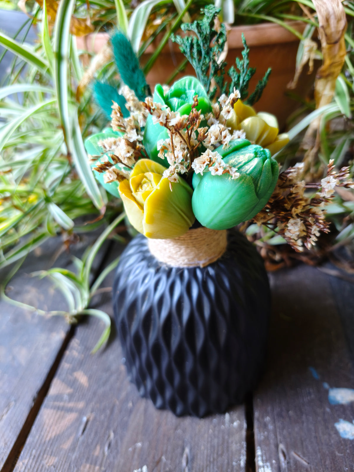 🌿 Éclat sauvage – Bouquet de fondants parfumés au musc