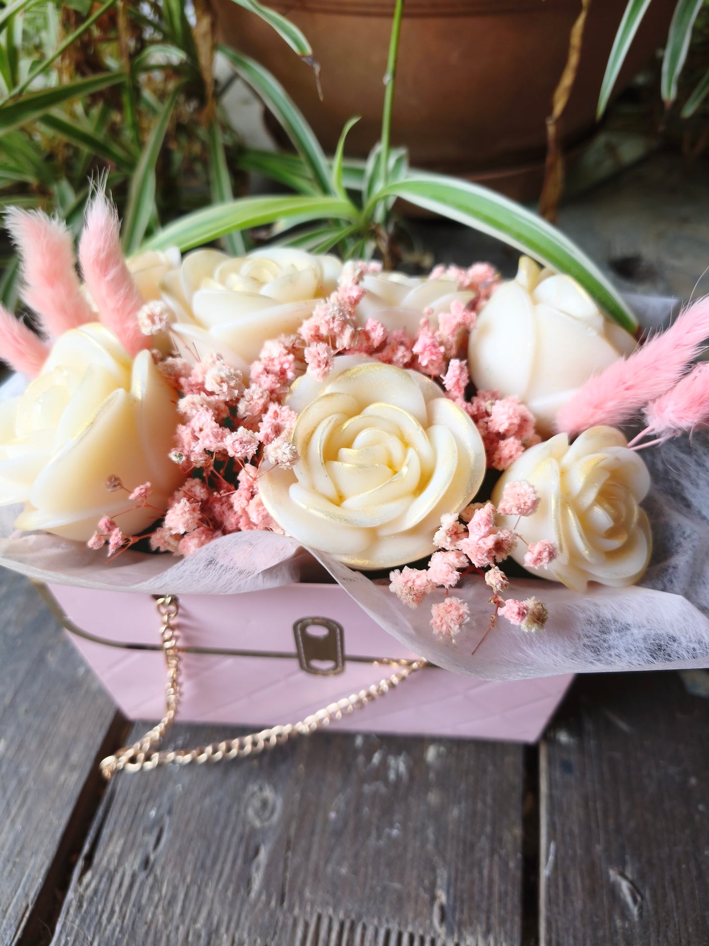 Écrin de Tendresse – Bouquet de bougies parfumées Vanille des Îles