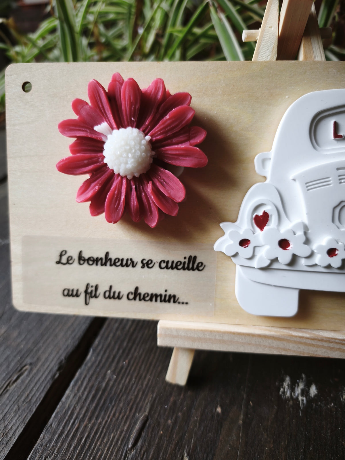 Un voyage fleuri - Décoration en résine minérale et cire végétale