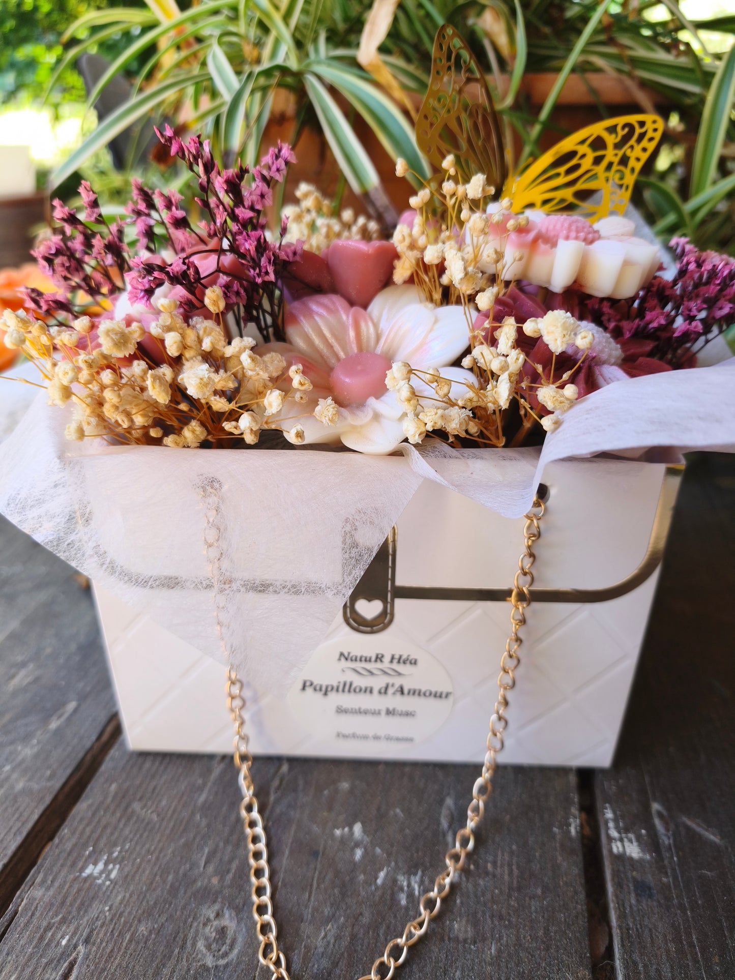 Papillon d’Amour – Bouquet fleuri parfumé artisanal